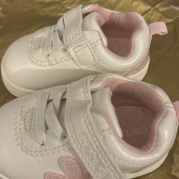 Carter’s white/pink toddler shoes. Size 2-5months. - Picture 3 of 6